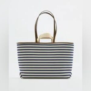 NWT. Zara Blue/White Casual Style Striped Tote Bag.